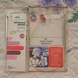 Boye Flexible Afghan Hook and Needle Set - Red and White